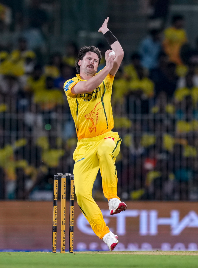 CSK's Bowling Concerns: Gavaskar's Key Assessment.webp CSK's Bowling Concerns: Gavaskar's Key Assessment.webp