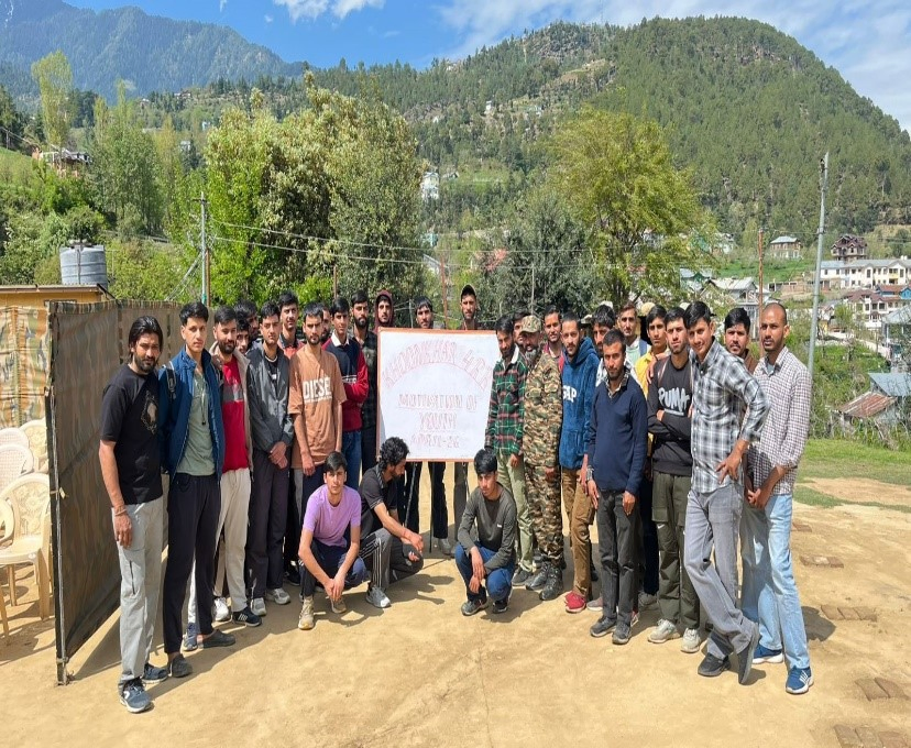 Doda Youths Learn About Military Service Opportunities.webp