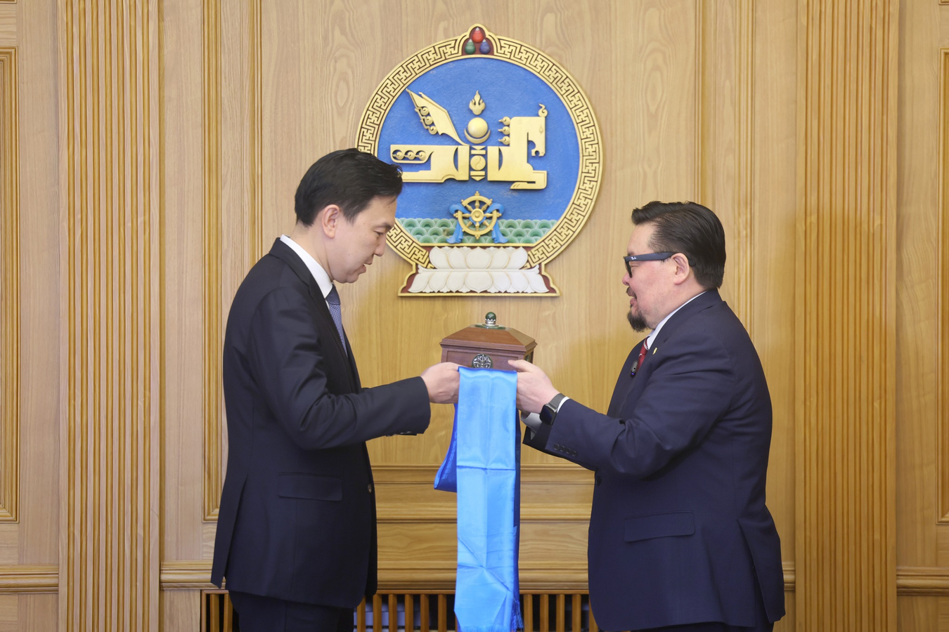 Political Transition: Mongolia Forms New Government.webp