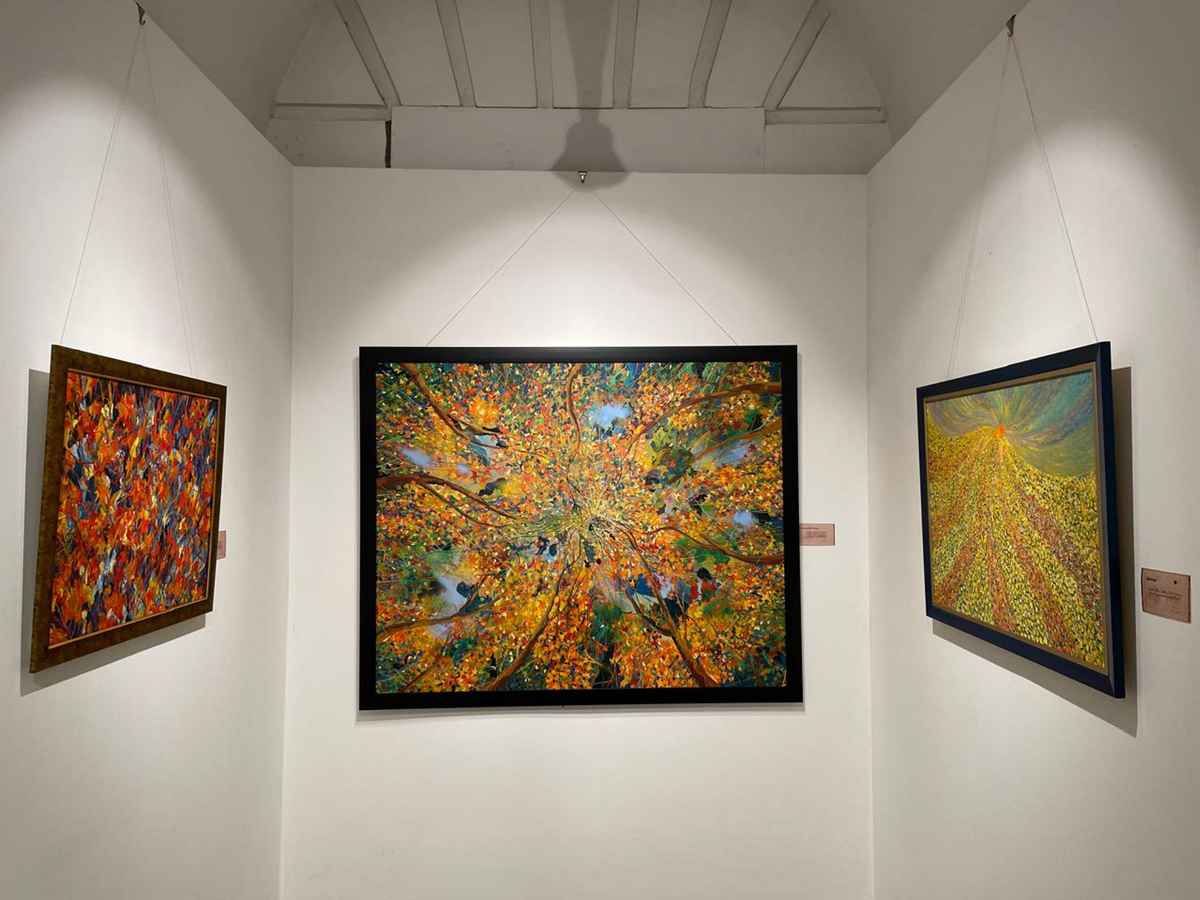 India's Envoy Shares Artistic Vision at New Delhi Exhibition.webp