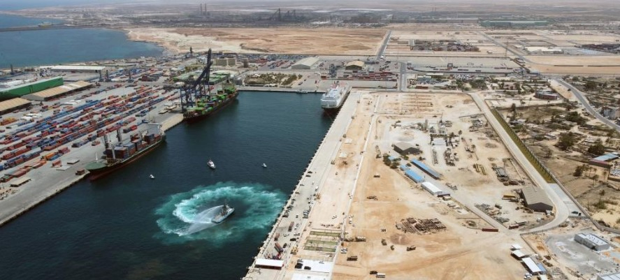 Political Instability Impacts Libya's Oil Industry.webp