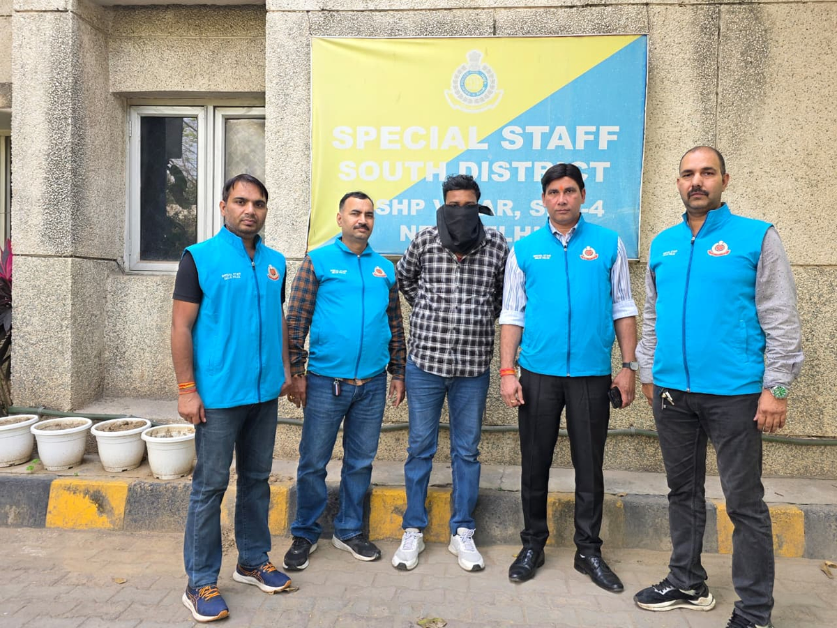 Delhi Police Apprehend Proclaimed Offender Wanted in Robbery Cases.webp Delhi Police Apprehend Proclaimed Offender Wanted in Robbery Cases.webp