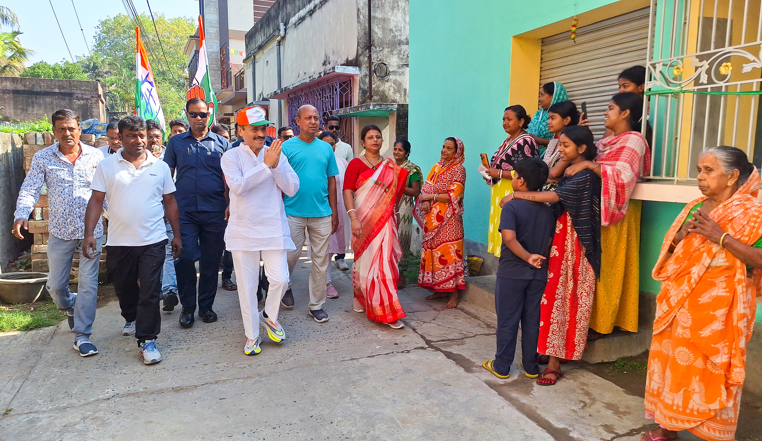Trinamool Workers Protest Congress Campaign in West Bengal.webp Trinamool Workers Protest Congress Campaign in West Bengal.webp