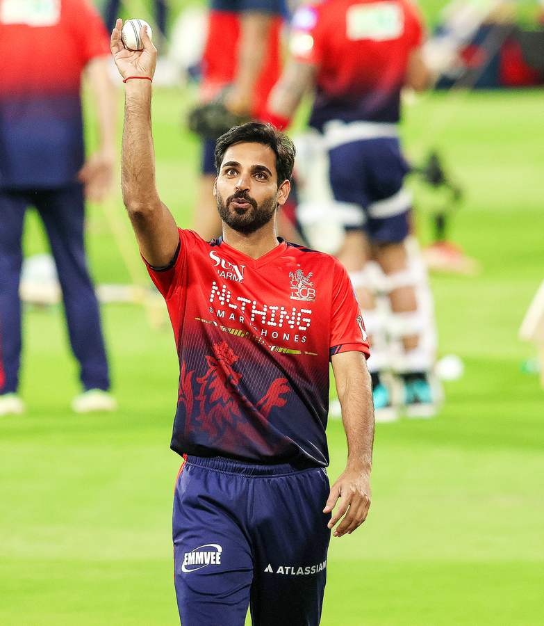 IPL Wicket Milestone: Kumar's Pursuit Continues.webp