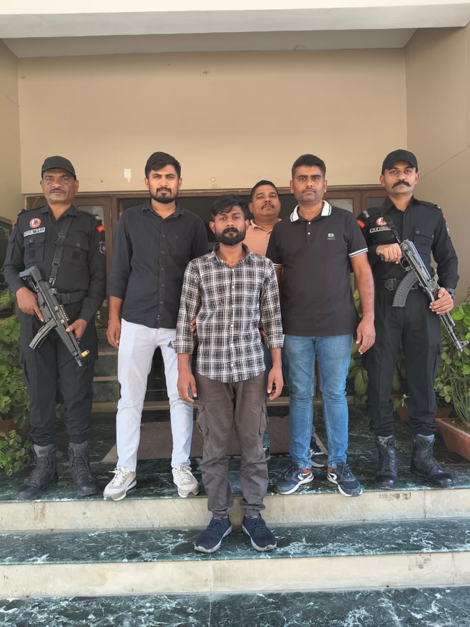 Shehzad Bhatti Associate Arrested in Gujarat Investigation.webp