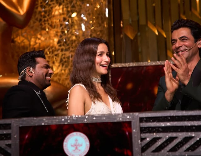 Alia Bhatt Signs Off After Intense Hosting Experience.webp Alia Bhatt Signs Off After Intense Hosting Experience.webp