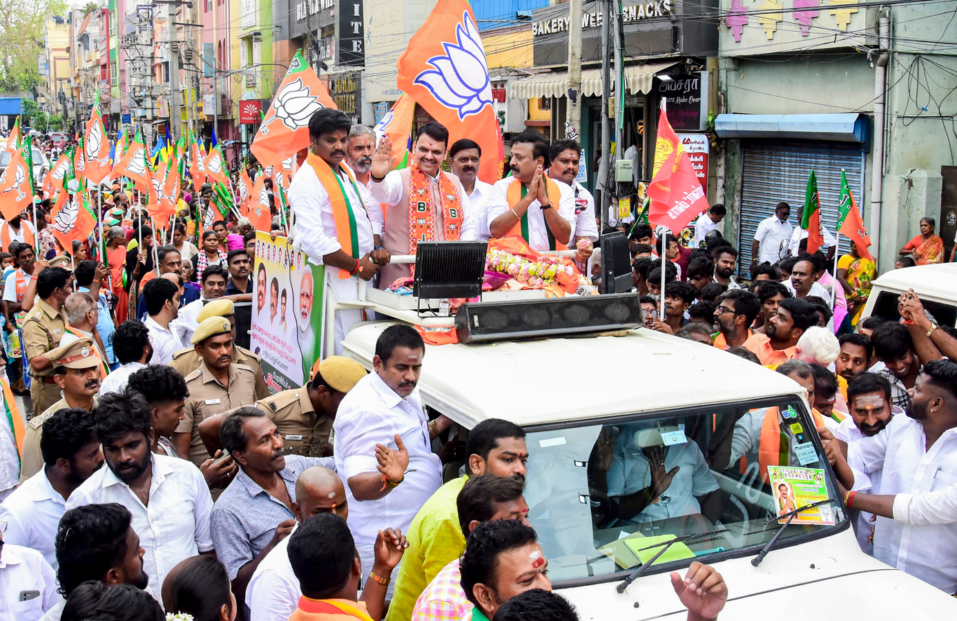 Debt and Corruption: Fadnavis Targets DMK Ahead of TN Polls.webp