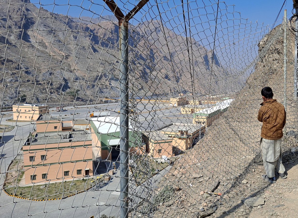 Eastern Afghanistan: Clashes Escalate Tensions Between Pakistan and Taliban.webp