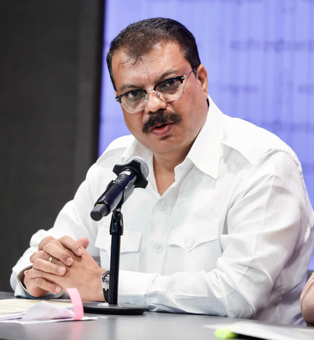 Farmers Face Crop Losses: MP Opposition Calls for Survey.webp