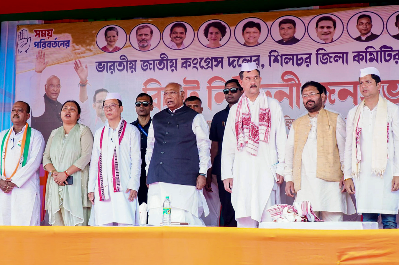 Kharge: BJP's Promises vs. Reality – Focus on Infiltration, Not Solutions.webp