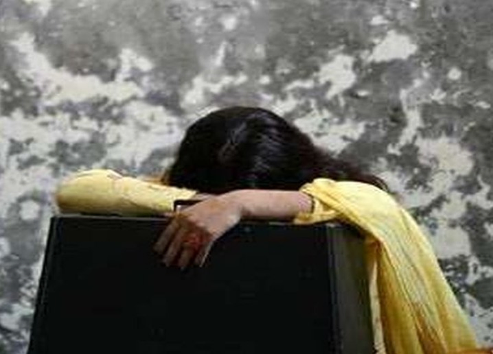 East Champaran Police Rescue Minor Girls from Orchestra Groups.webp