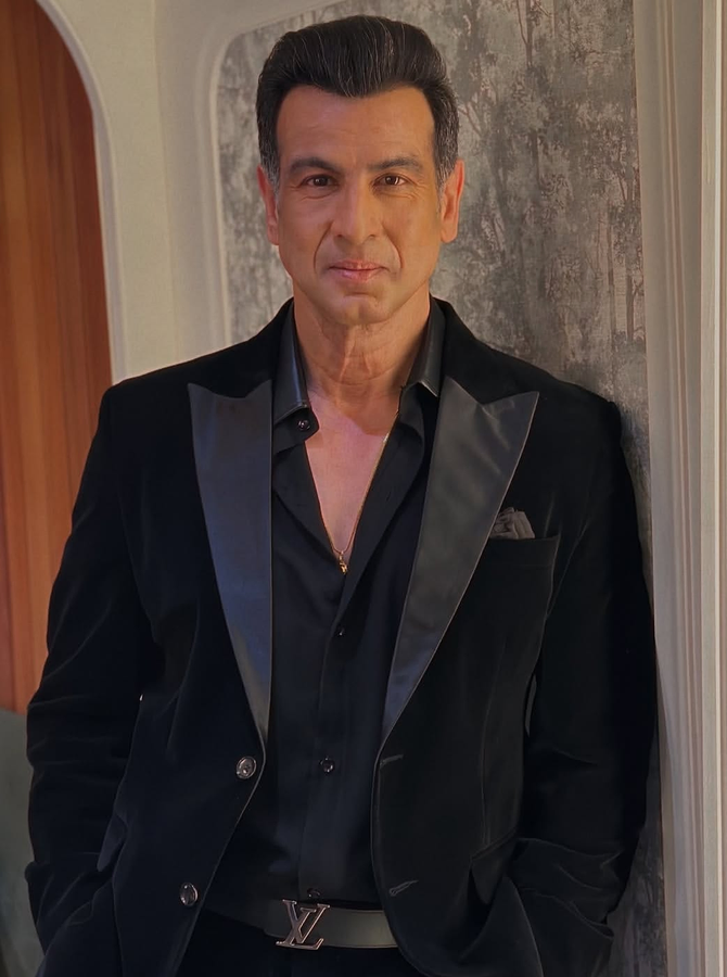 Self-Care and Boundaries: Ronit Roy's Motivational Message.webp