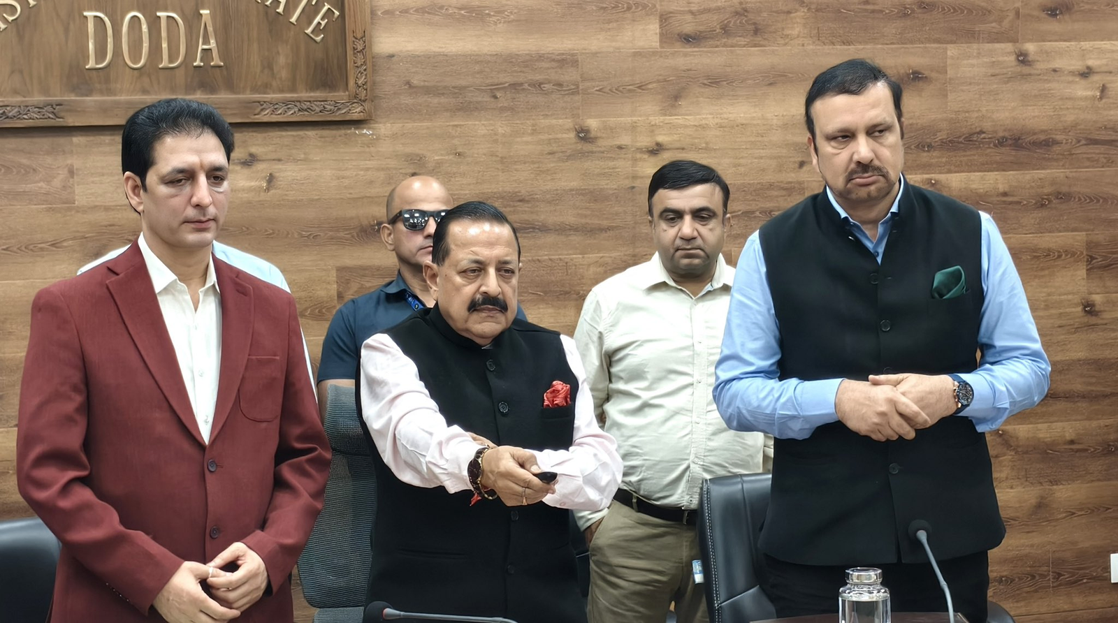 Singh Chairs DISHA Meeting, Announces Weather Stations and Seismology Lab