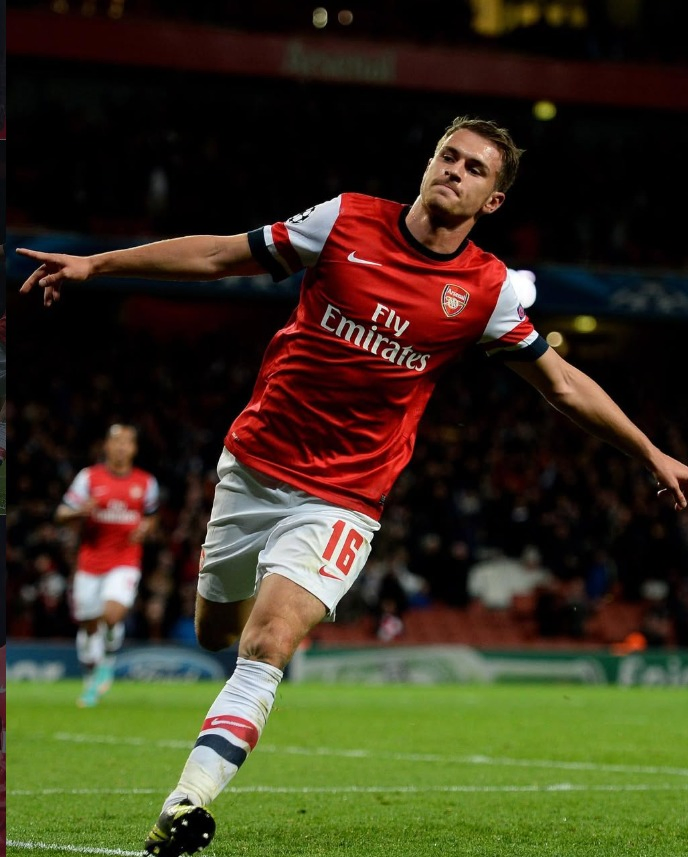 Aaron Ramsey Announces Retirement.webp