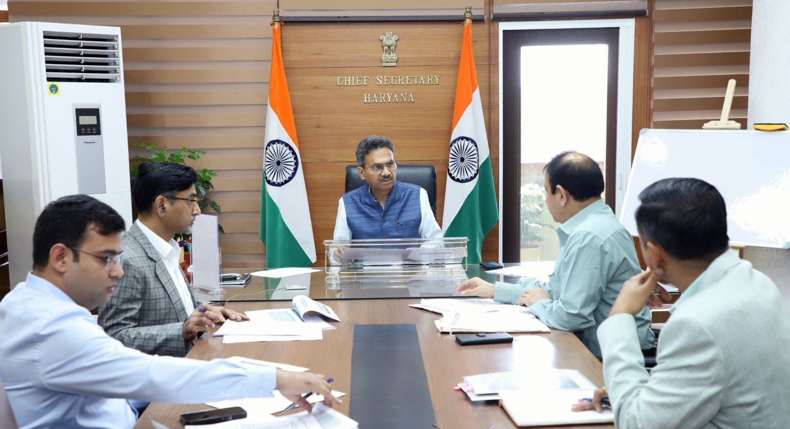 LPG Distribution Review: No Shortages in Haryana.webp LPG Distribution Review: No Shortages in Haryana.webp