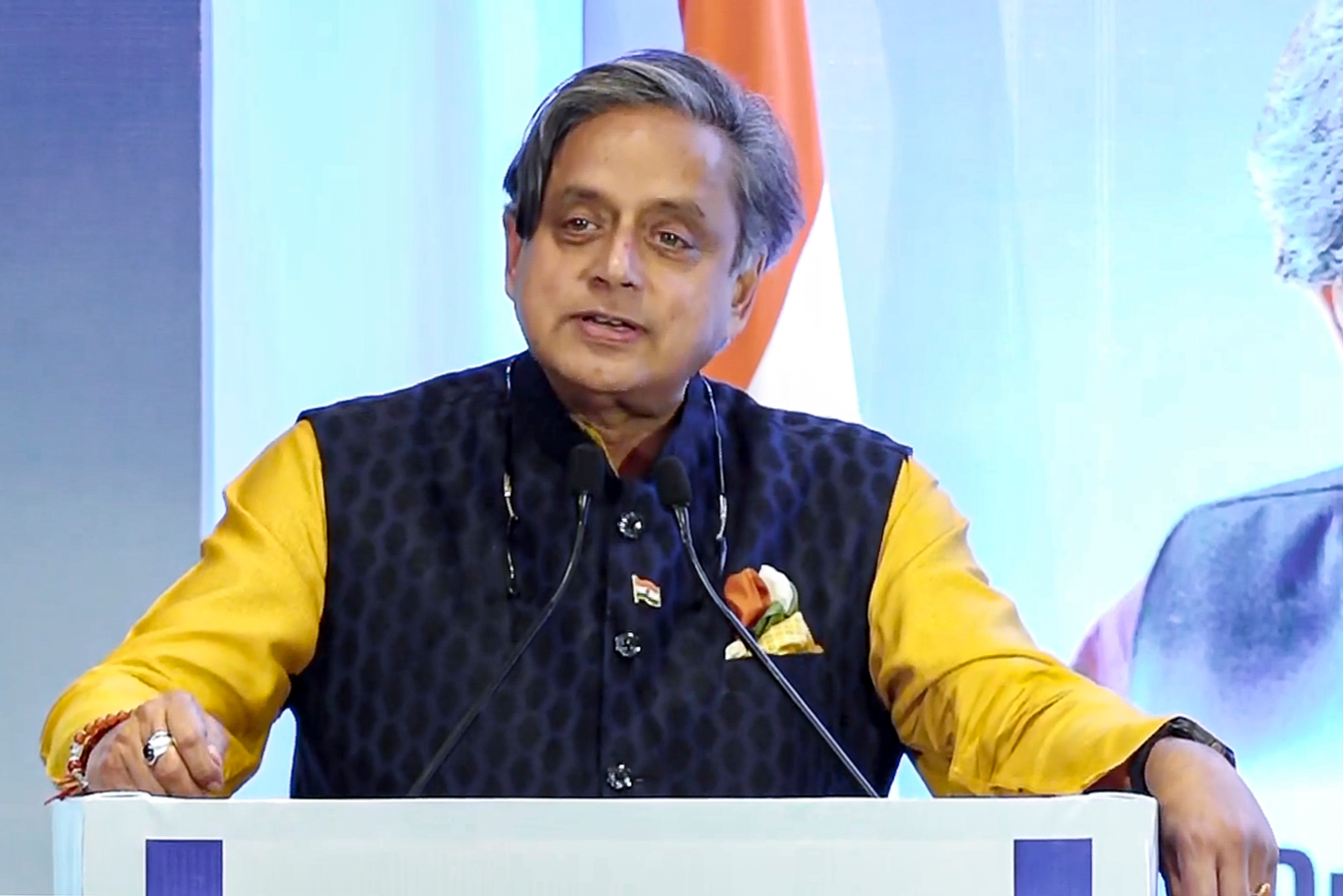 Tharoor: Voting for BJP in Kerala Assembly Polls is a 'Waste of Votes'.webp