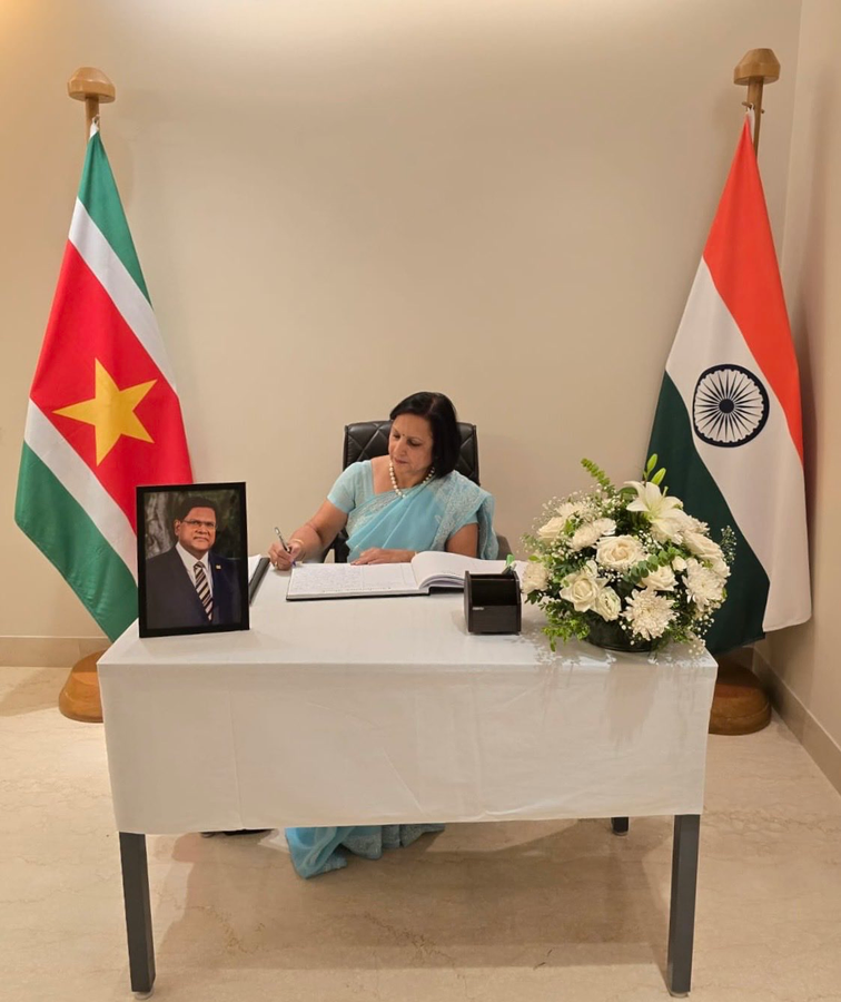 India's Modi Pays Respects to Suriname's Late President.webp