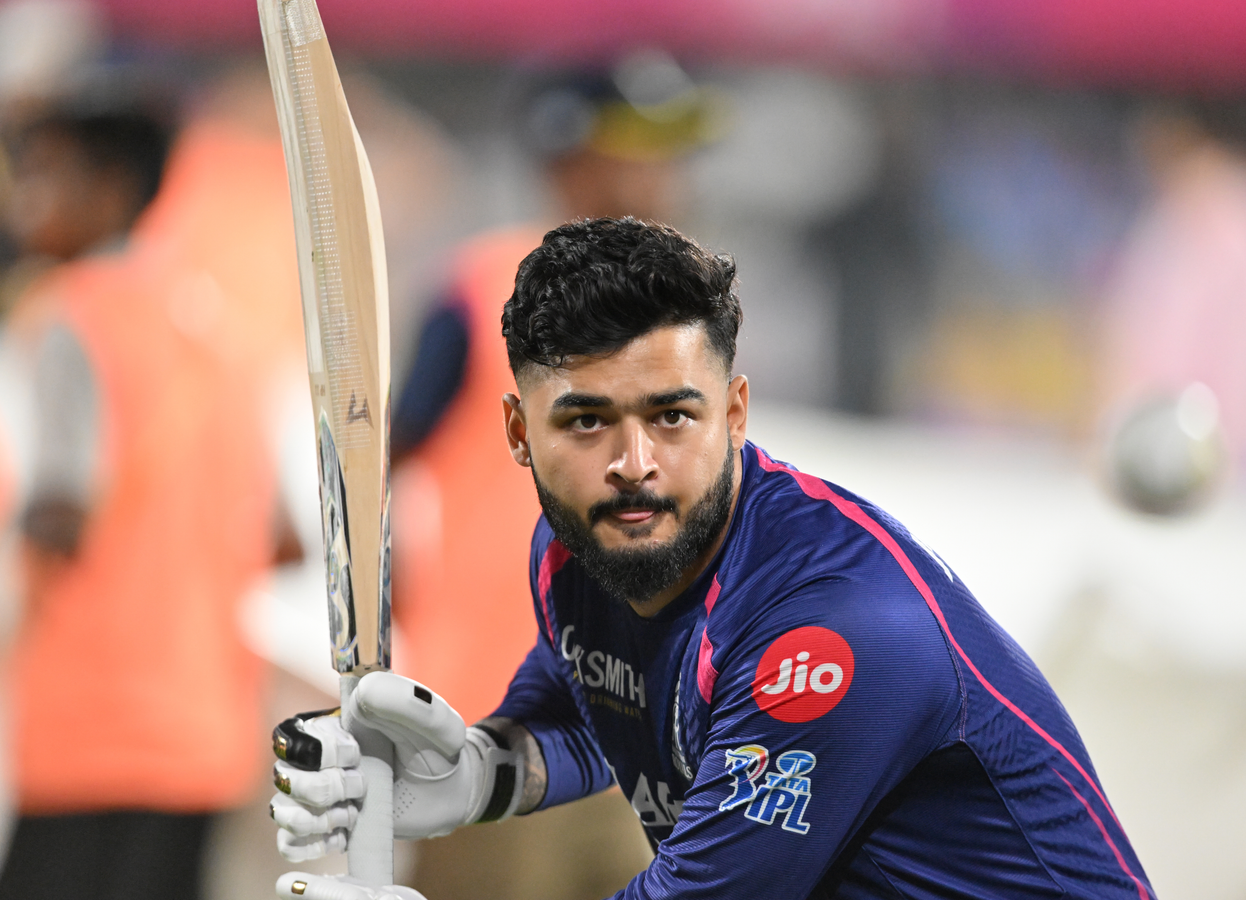 Rajasthan Royals Host Mumbai Indians in IPL 2026 Match.webp