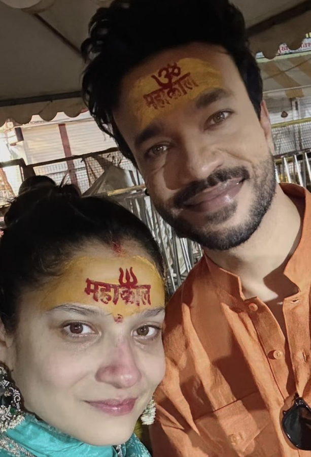 Early Morning Rituals: Ankita Lokhande's Mahakaal Temple Visit.webp