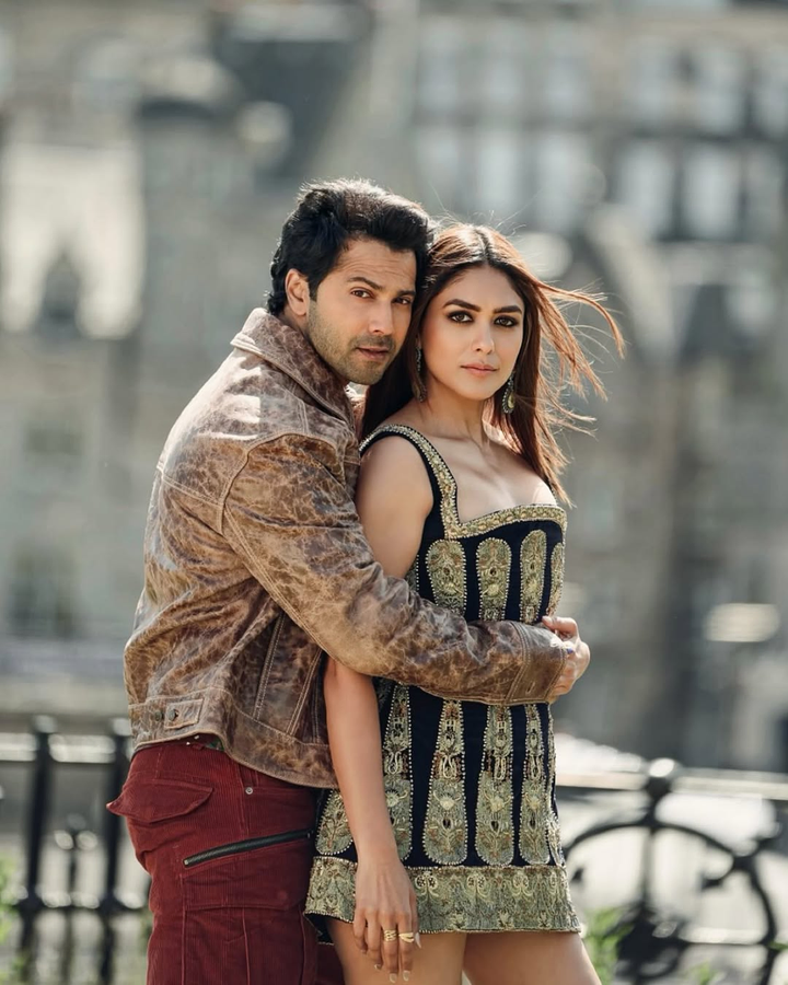 'Hai Jawani Toh Ishq Hona Hai': New Still Highlights Varun Dhawan & Mrunal Thakur's Romance.webp