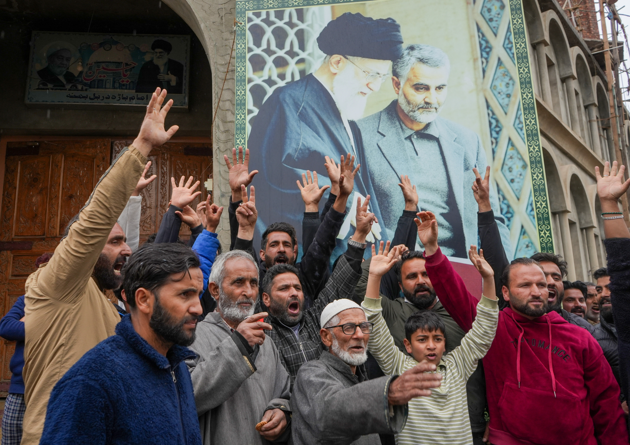 Valley Residents Mark US-Iran Ceasefire with Festivities.webp