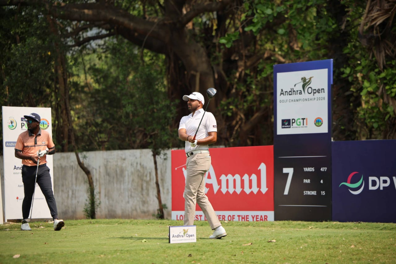 Khalin Joshi Leads Andhra Open After Strong Second Round.webp