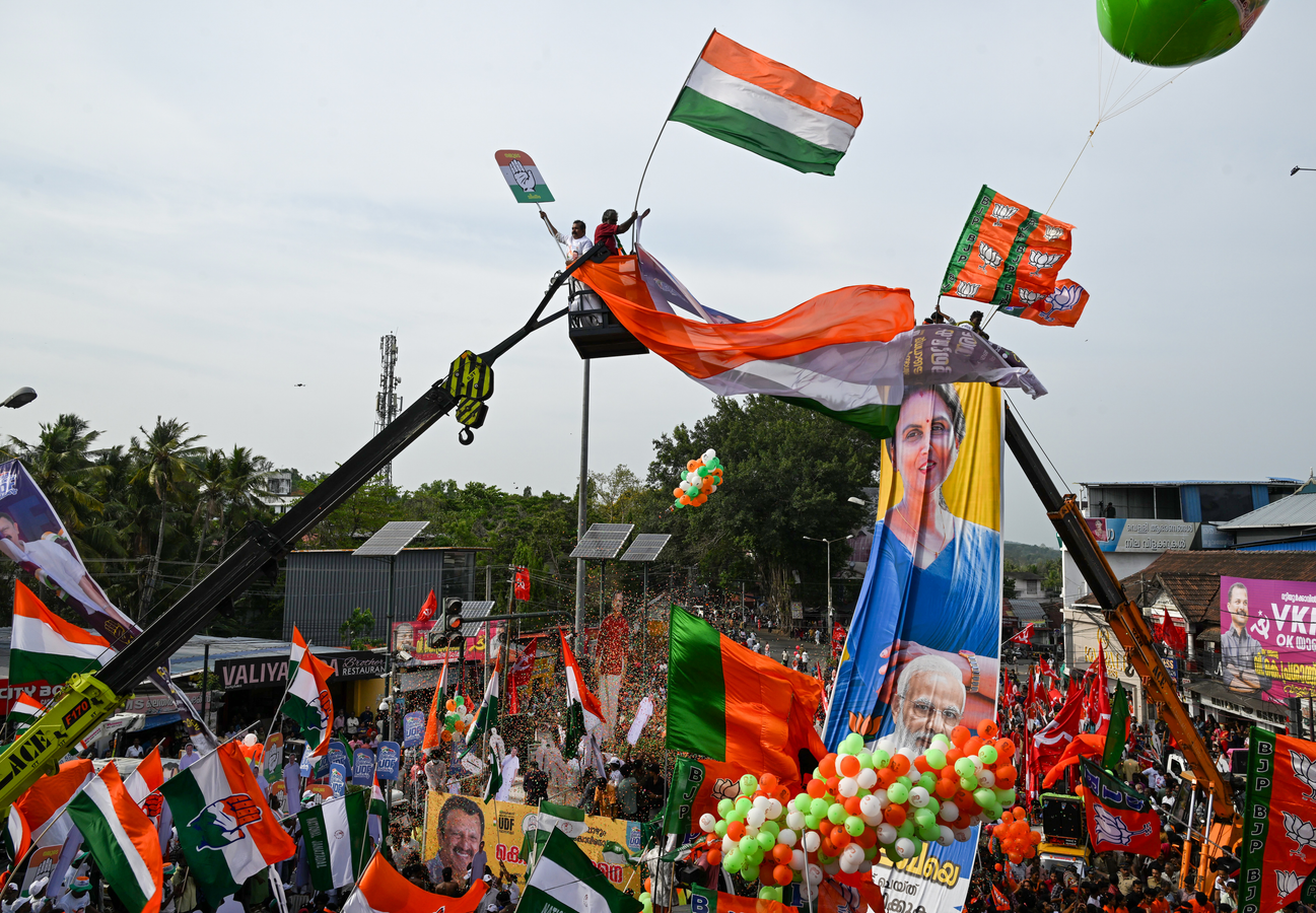 Kerala Polls: Defections and Internal Party Shifts.webp