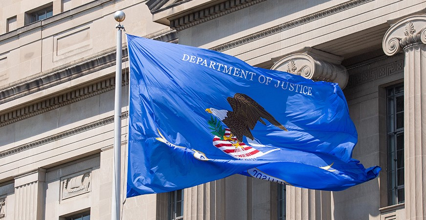 Justice Department Targets Recruitment Practices Favoring Visa Holders.webp