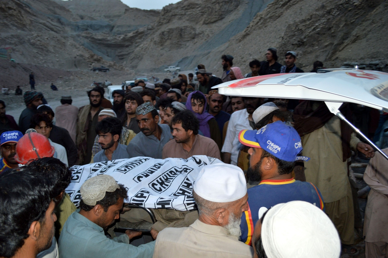 Khyber Pakhtunkhwa Mine Collapse Highlights Safety Concerns.webp