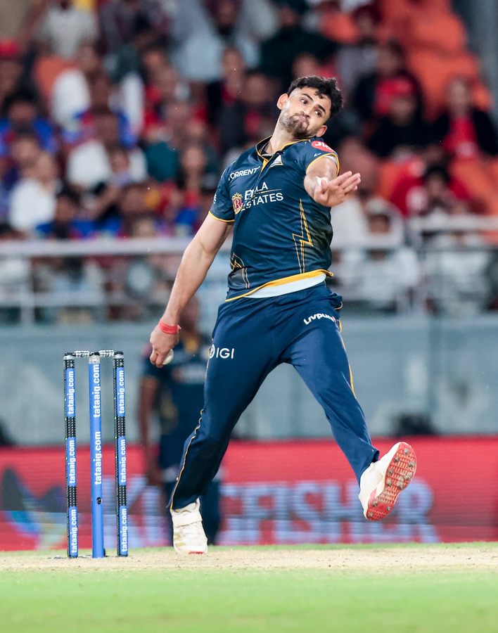 IPL Pace Star Ashok Sharma's Focus: Playing for India, Not Breaking Records.webp IPL Pace Star Ashok Sharma's Focus: Playing for India, Not Breaking Records.webp