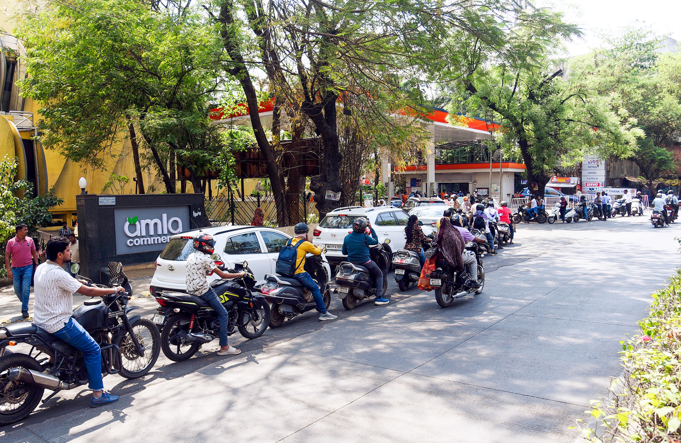 Air Pollution Fight: Maharashtra Raises Vehicle Taxes