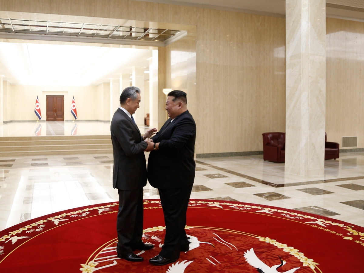 Wang Yi Visits Pyongyang to Discuss Bilateral Relations.webp
