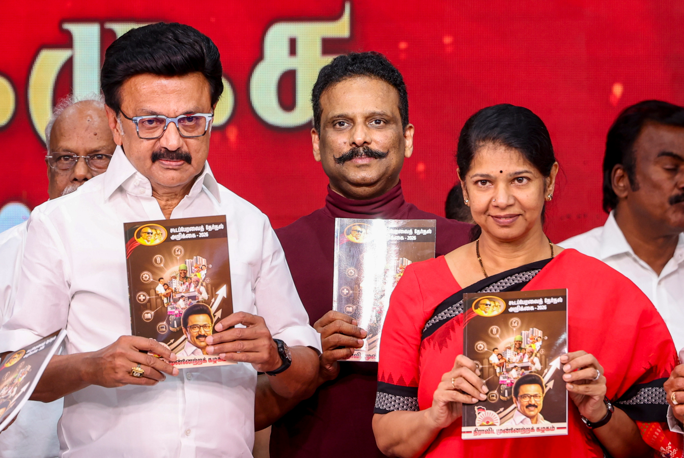 Kanimozhi Defends Acquittal, Rejects Palaniswami's Prison Claims