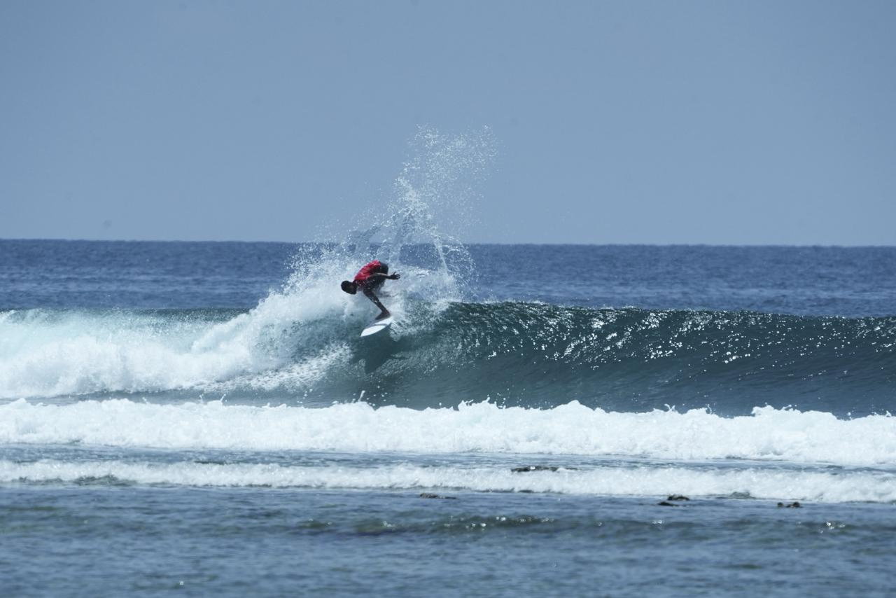 Little Andaman Pro: Tamil Nadu Dominates Day One of National Surfing Championship