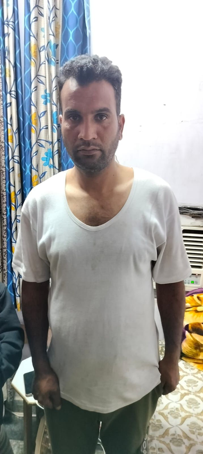 Fraud Investigation: Man Arrested for Job Scam in Delhi.webp