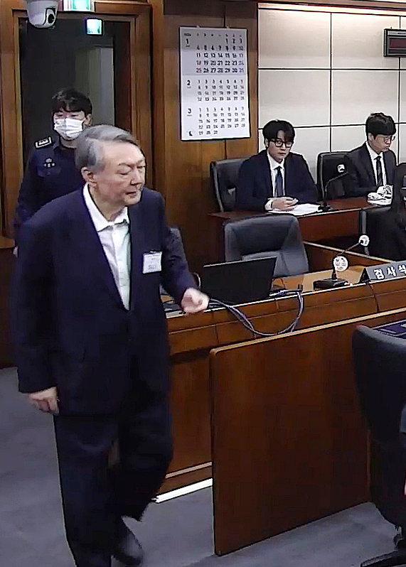 Ex-South Korean President Yoon Sentenced to Life.webp