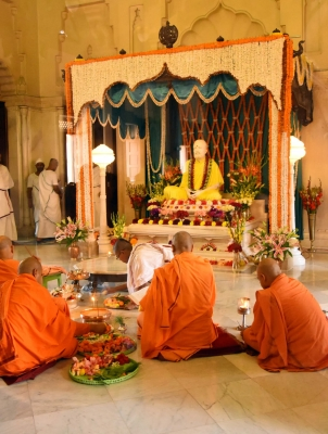 West Bengal CM Raises Concerns Over Cultural Sensitivity in Ramakrishna Tribute