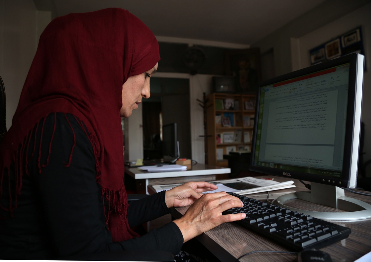 Afghan Journalists Face Worsening Conditions in Pakistan and Iran.webp