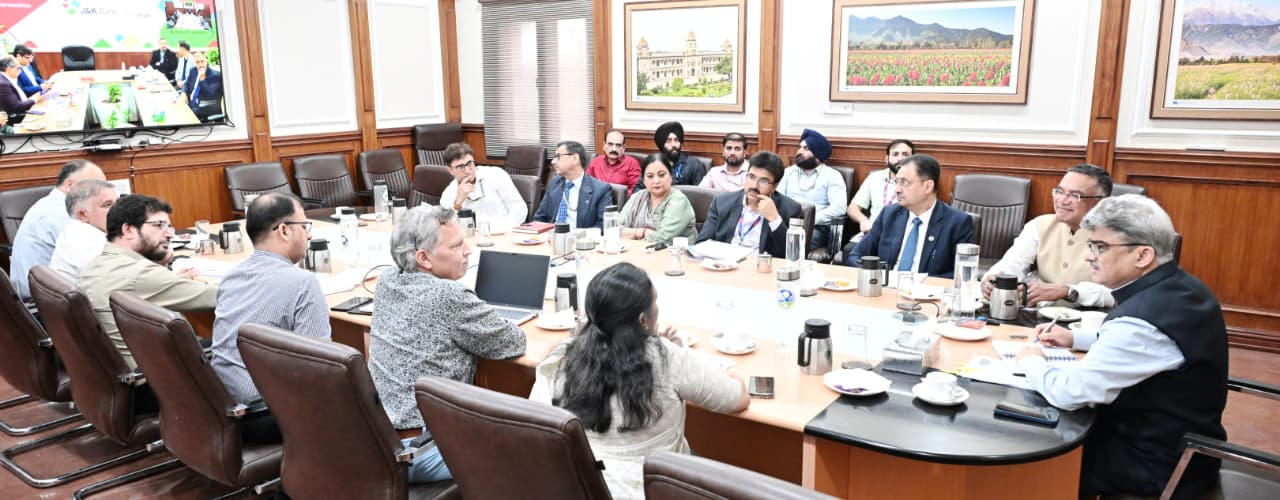 Centralized Aadhaar Data Vault Enhances Governance.webp