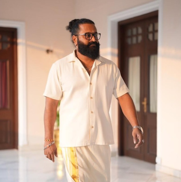 Protecting Cinema: Shetty on 'Jana Nayagan' Leak.webp