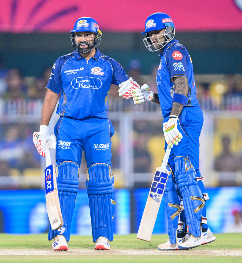 Rivalry Week Set to Ignite: Former Players on Key IPL 2026 Matches.webp