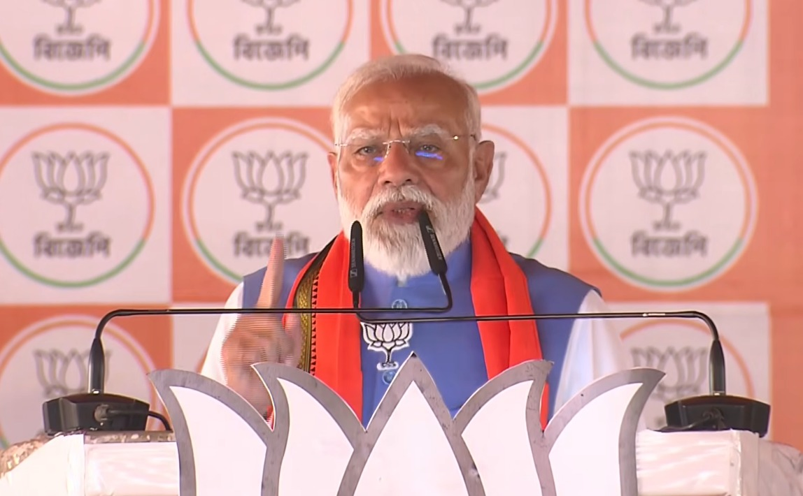 Modi Warns of Fake Videos Ahead of West Bengal Elections.webp