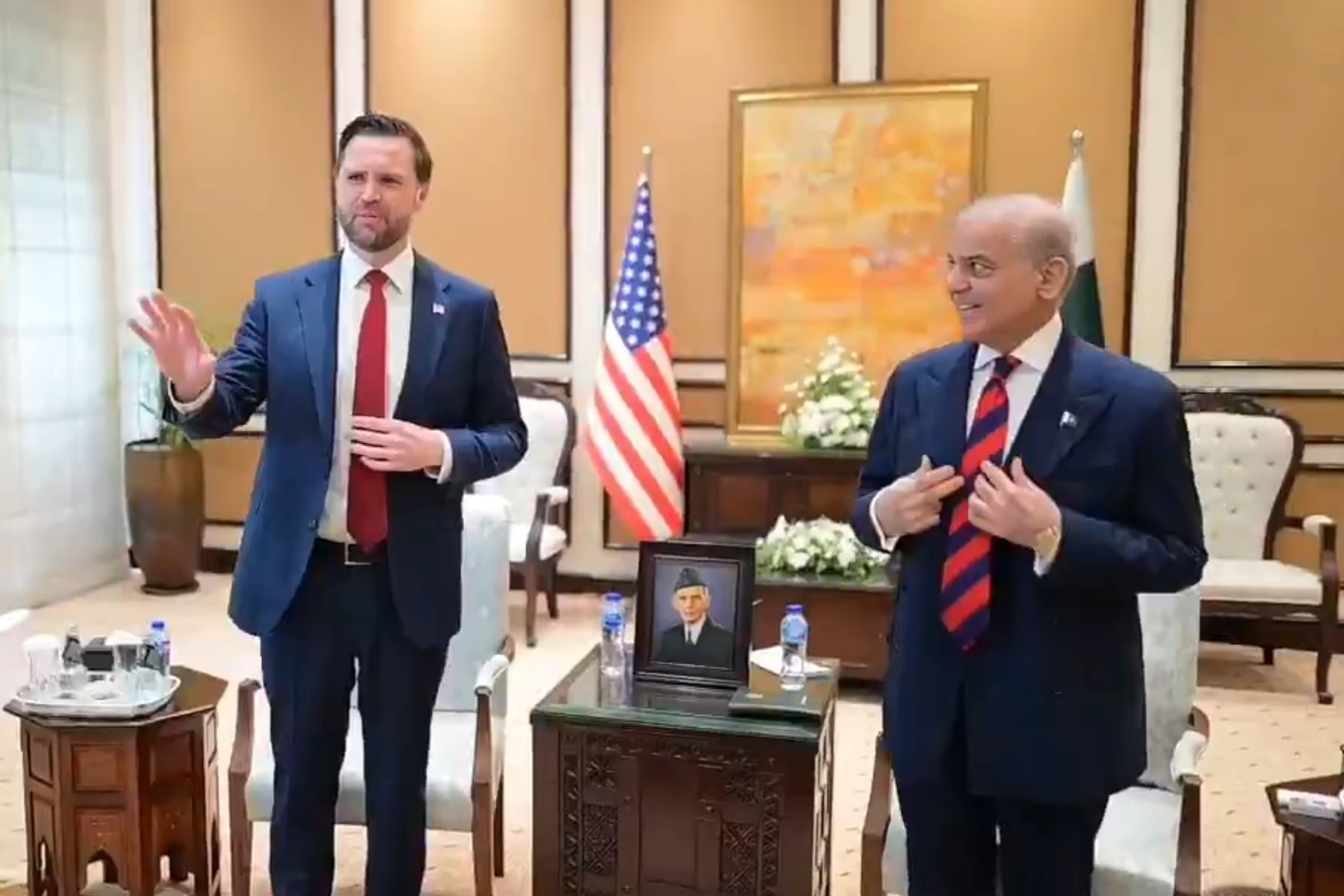 Pakistan's Economic Vulnerability Fuels Desperate Peace Efforts.webp