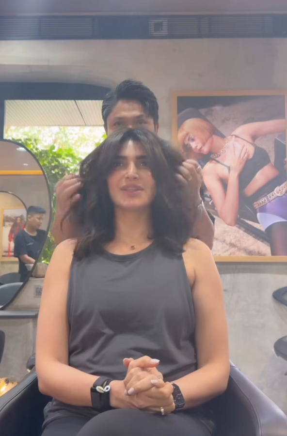 Actress Karishma Tanna's Pregnancy and Gym Routine.webp