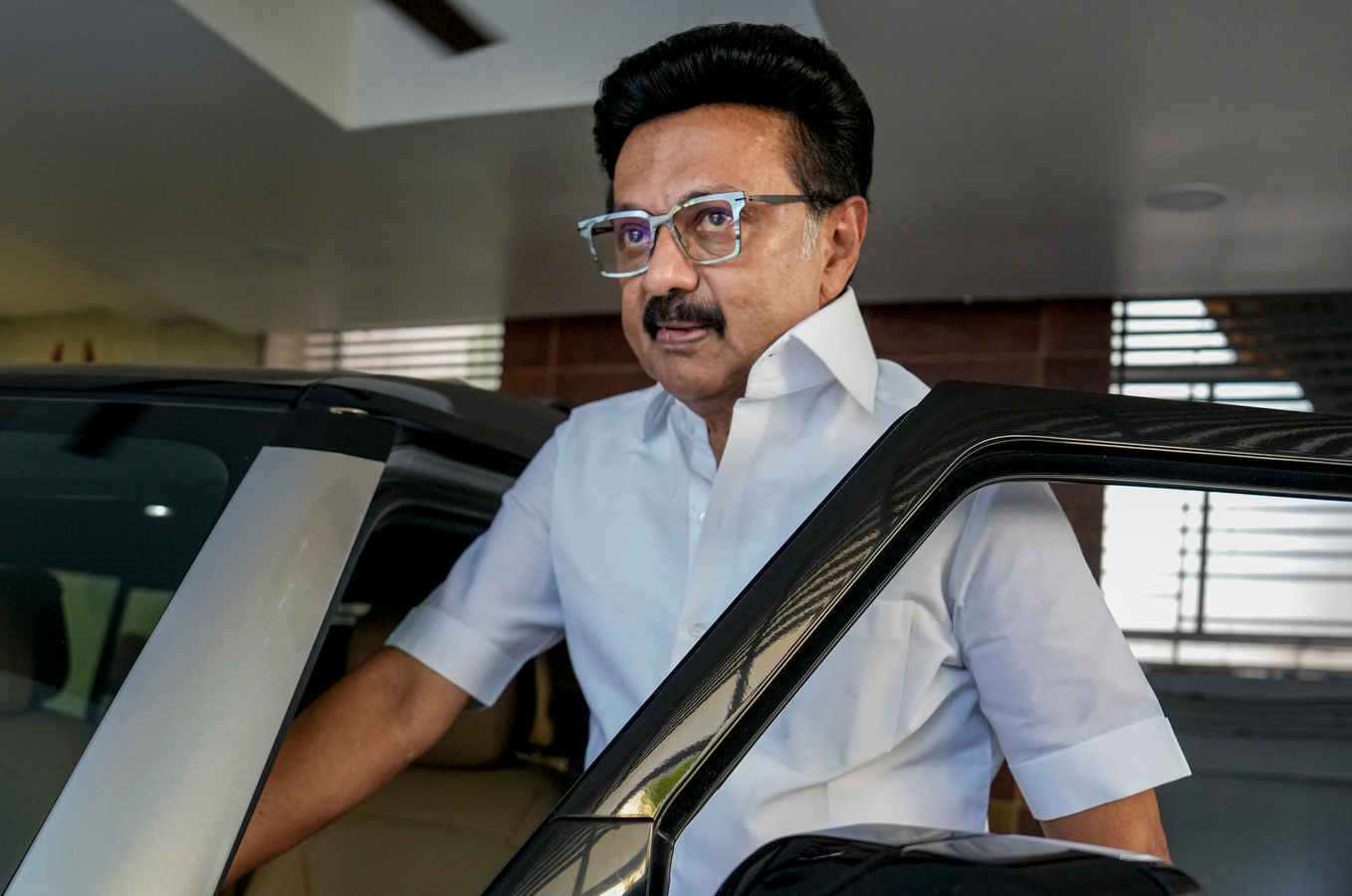 Alliance Set to Win 200 Seats - Stalin Targets BJP's Use of Women's Quota.webp