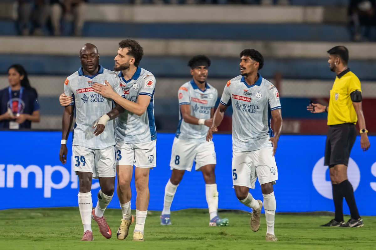 Kerala Blasters Overcome Bengaluru in Dramatic ISL Win