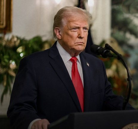 Iran Threatens Retaliation as Trump Considers Limited Strike.webp