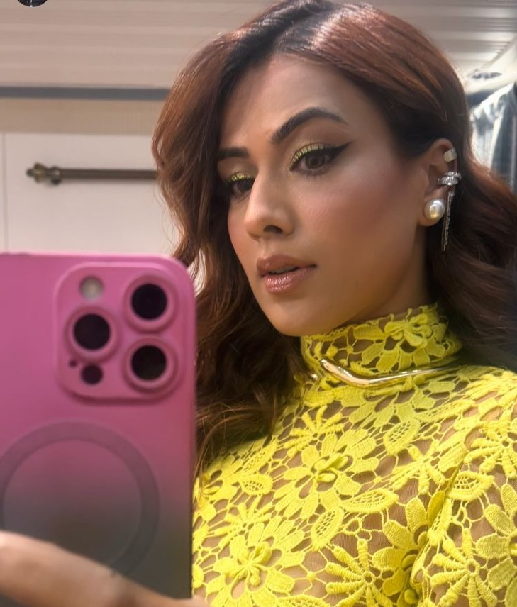 Actress Nia Sharma Confident in Makeup Skills and 'Sharp' Wit.webp