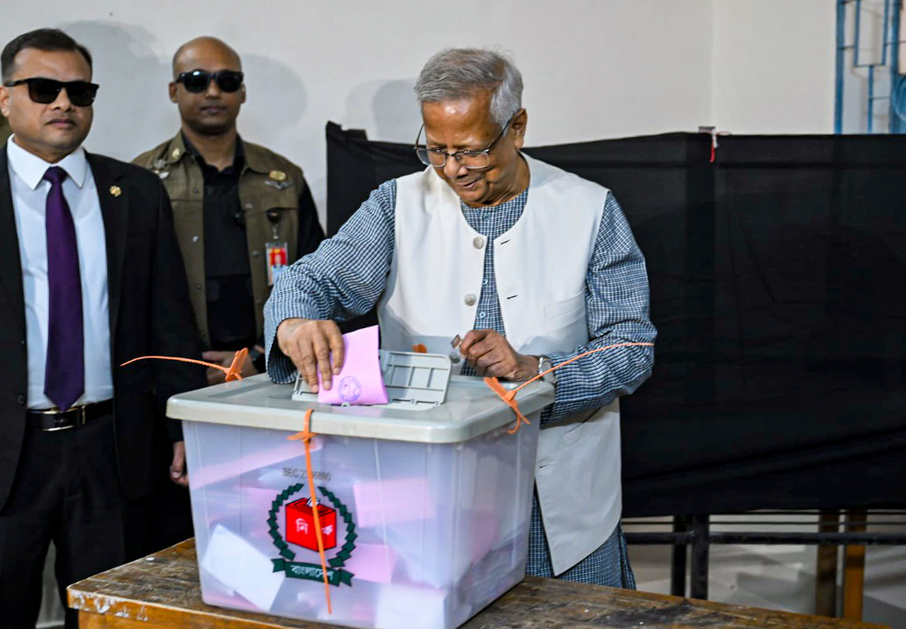 Crucial Bangladeshi Elections Held Amidst Allegations and Security Concerns
