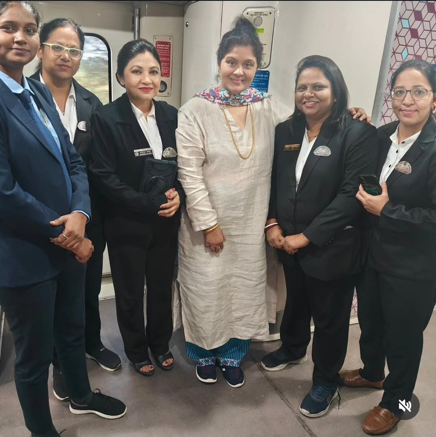 Actress Sudha Chandran Shares Inspiring Encounter on Shirdi Train.webp